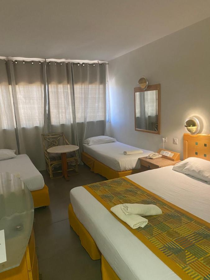 Aquamarine Hotel Eilat Buitenkant foto
